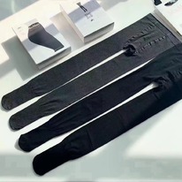 �������� Max Mara � ������� ������ (2��)