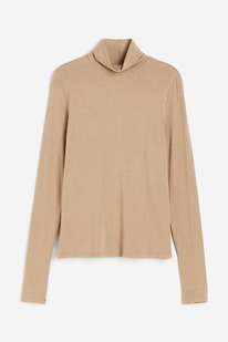 �� Polo-neck top Beige