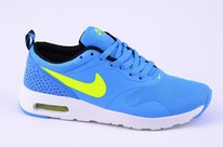  Nike .39(25) .- 