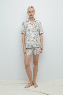 Very Neat    20122/,