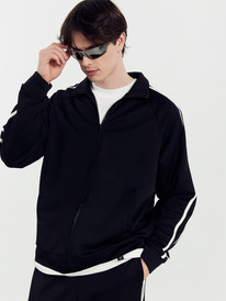 Mark Formelle  121200/1 121200/1  +. 1050