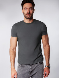 Vilatte  slim fit        U49.020 .