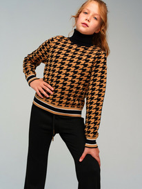 PlayToday     32421358