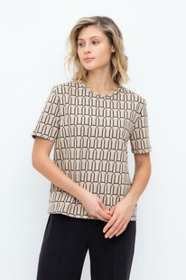   23.12 Very Neat    3231/-,