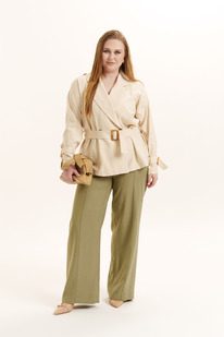 ������ Deesses 2437