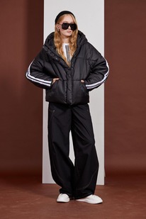 ������ Rivoli 1073 ������