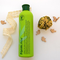      FarmStay Green Tea Seed Moisture Toner